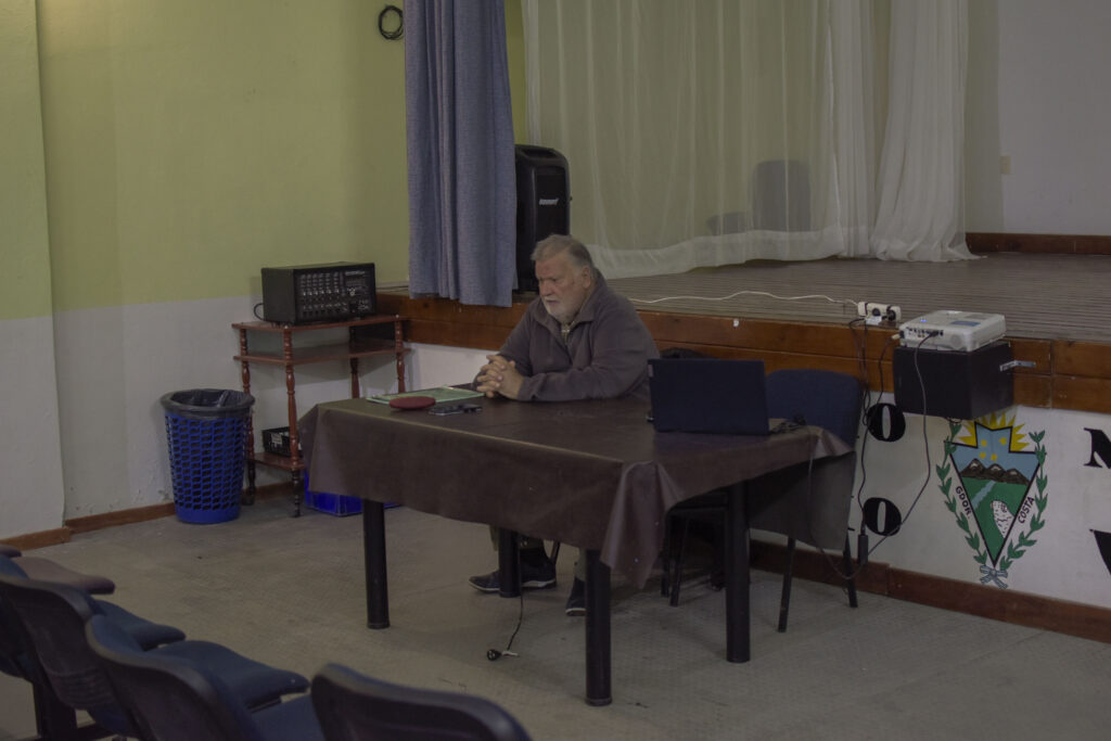 Jornada sobre la crianza de burros en Gobernador Costa